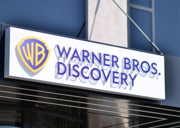 2R35B32 Warsaw, Poland. 21 May 2021. Sign Warner Bros. Discovery. Company signboard Warner Bros. Discovery